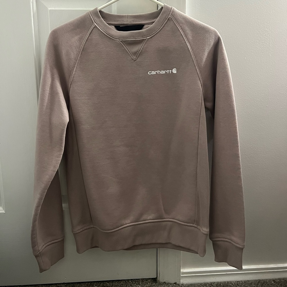 Carhartt sweater/crop. Cute color/warm